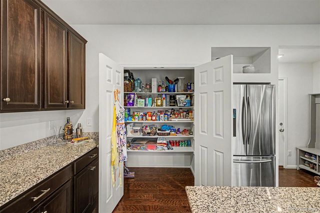 36 S Newcastle Way, Aurora, CO 80018