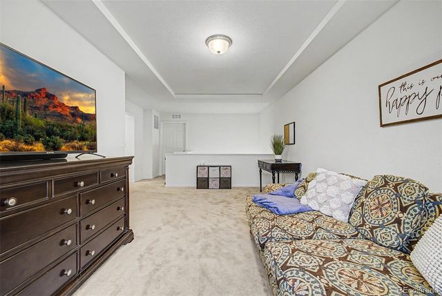 36 S Newcastle Way, Aurora, CO 80018