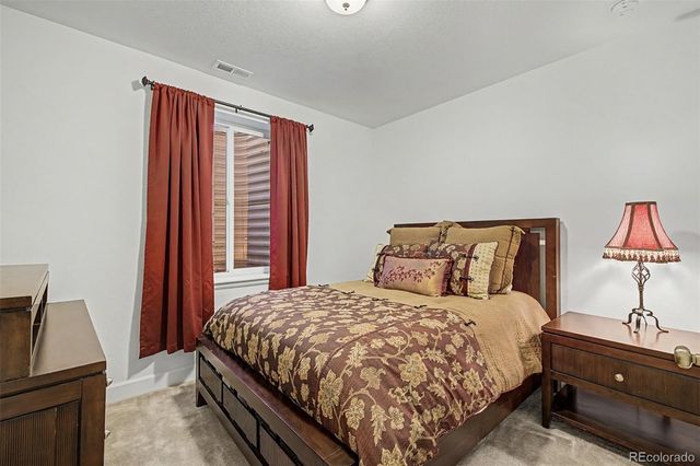 36 S Newcastle Way, Aurora, CO 80018