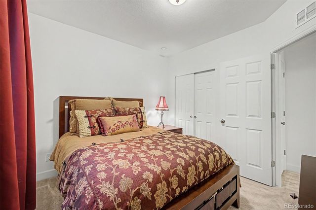36 S Newcastle Way, Aurora, CO 80018