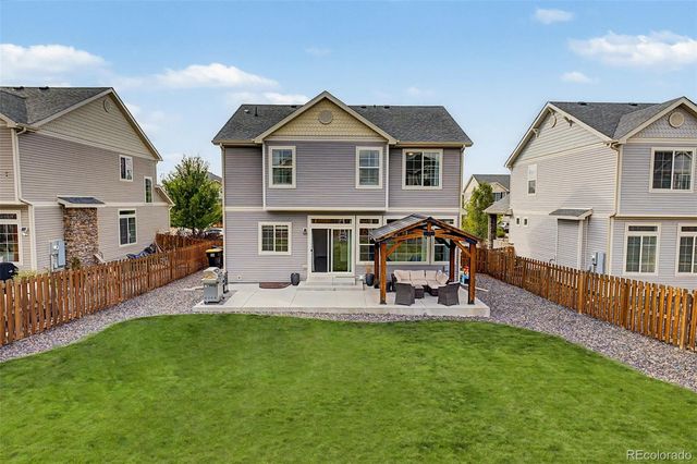 36 S Newcastle Way, Aurora, CO 80018