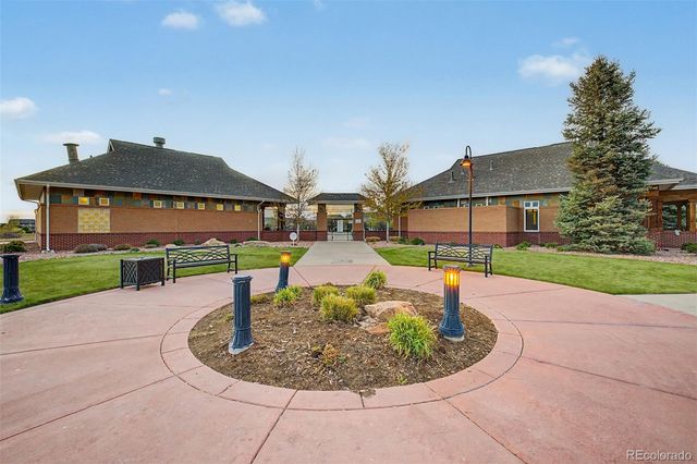 36 S Newcastle Way, Aurora, CO 80018