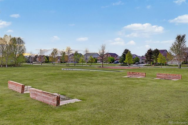 36 S Newcastle Way, Aurora, CO 80018