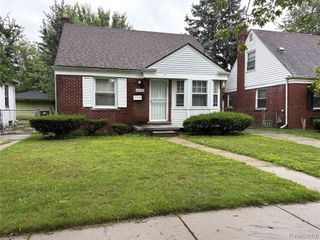 16036 Maddelein Street, Detroit, MI 48205