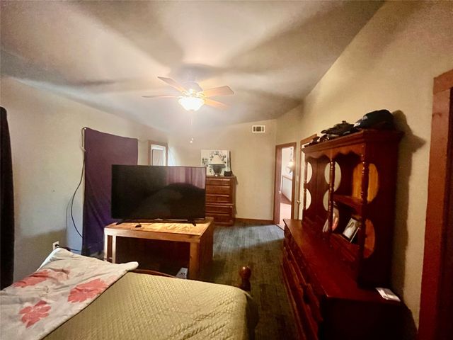 910 Lohaina Court, Tool, TX 75143