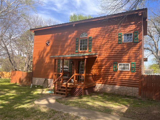 910 Lohaina Court, Tool, TX 75143