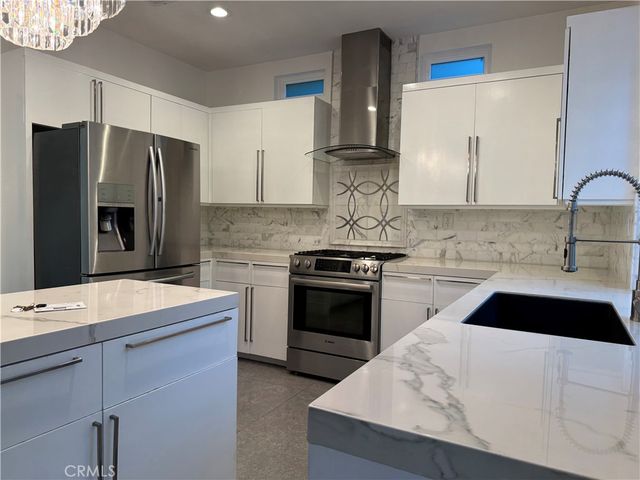 28 Deerwood, Aliso Viejo, CA 92656