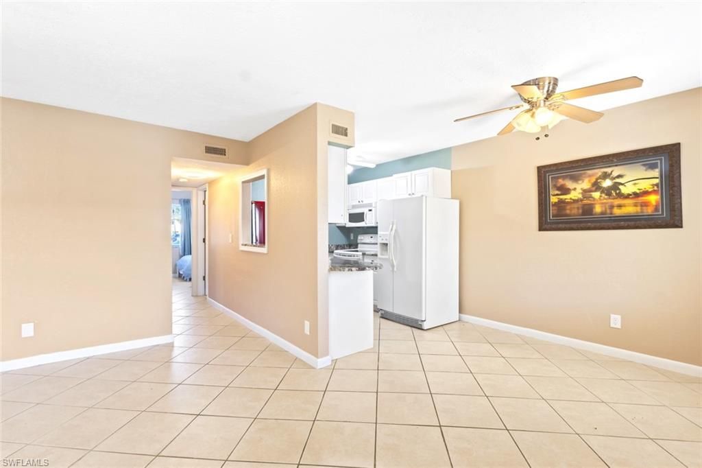 4629 Bayshore DR J3, NAPLES, FL 34112 — exterior