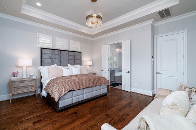 856 Dunleigh Meadows Lane, Houston, TX 77055