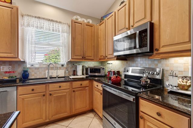 9692 Sandpiper Lane, West Palm Beach, FL 33411