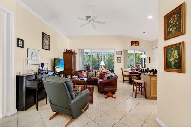 9692 Sandpiper Lane, West Palm Beach, FL 33411