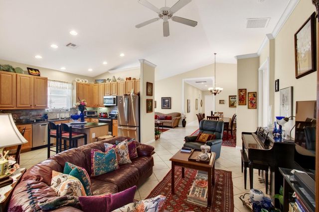 9692 Sandpiper Lane, West Palm Beach, FL 33411