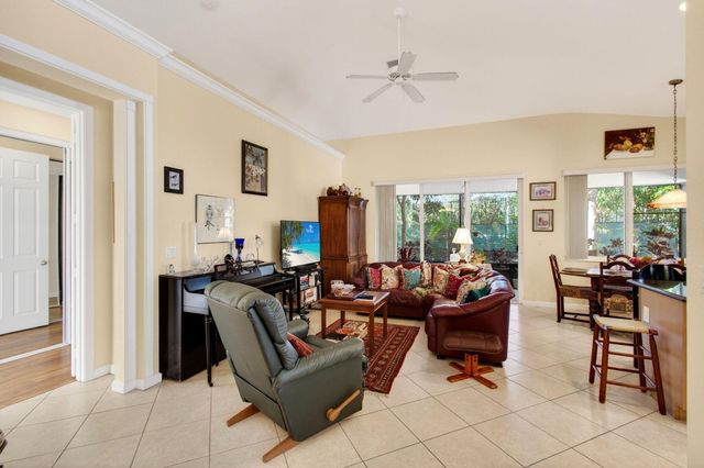 9692 Sandpiper Lane, West Palm Beach, FL 33411