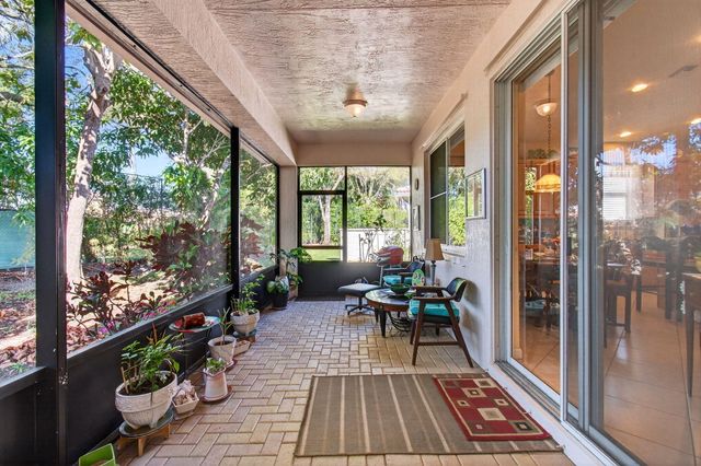 9692 Sandpiper Lane, West Palm Beach, FL 33411