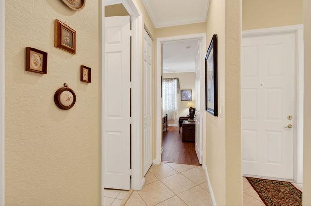 9692 Sandpiper Lane, West Palm Beach, FL 33411