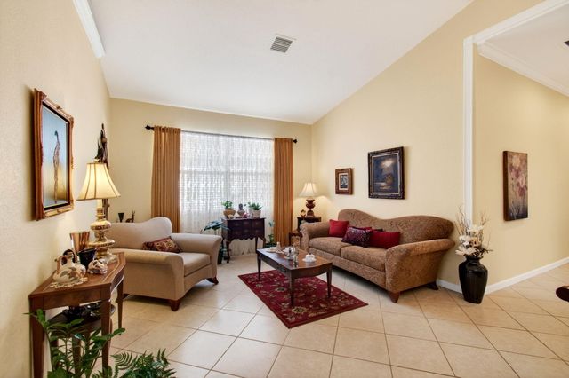 9692 Sandpiper Lane, West Palm Beach, FL 33411