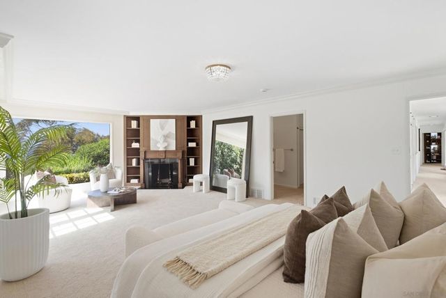 7865 Roseland Drive, La Jolla, CA 92037