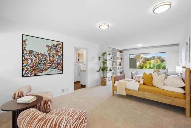 7865 Roseland Drive, La Jolla, CA 92037