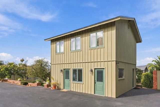 7865 Roseland Drive, La Jolla, CA 92037