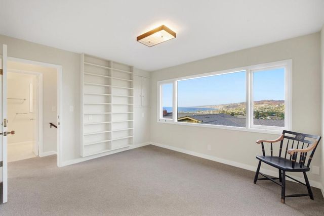 7865 Roseland Drive, La Jolla, CA 92037