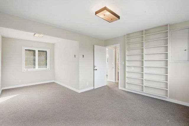 7865 Roseland Drive, La Jolla, CA 92037