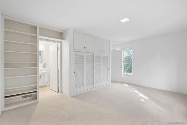 7865 Roseland Drive, La Jolla, CA 92037