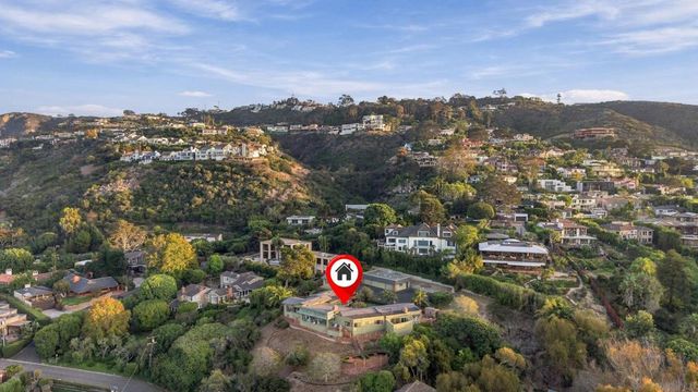 7865 Roseland Drive, La Jolla, CA 92037