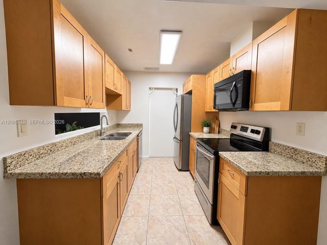 12570 SW 117th Lane, Miami, FL 33186