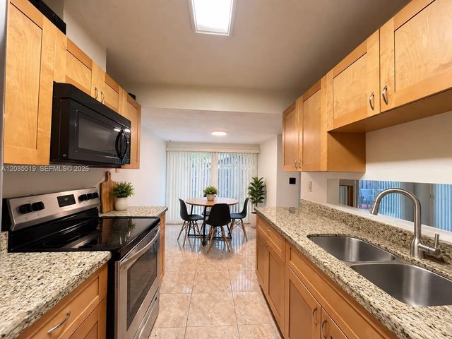 12570 SW 117th Lane, Miami, FL 33186