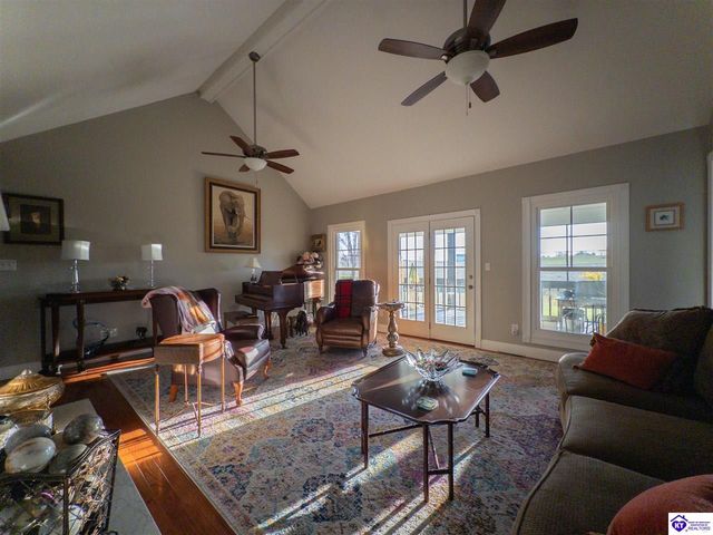 14 Fairway Drive, Elizabethtown, KY 42701