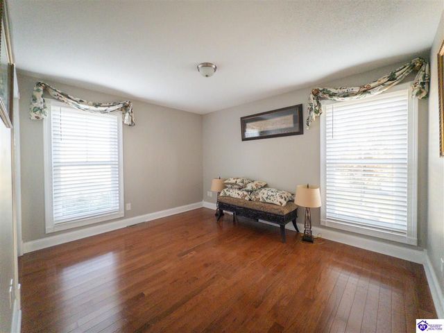 14 Fairway Drive, Elizabethtown, KY 42701