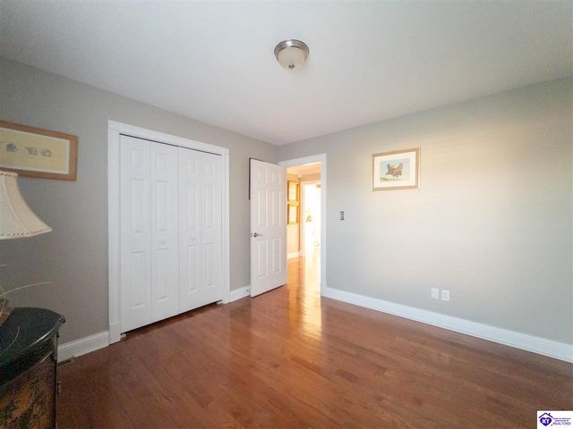14 Fairway Drive, Elizabethtown, KY 42701