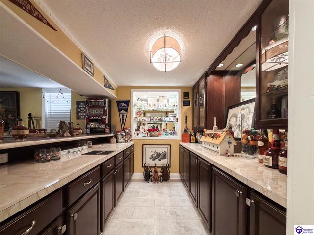 14 Fairway Drive, Elizabethtown, KY 42701