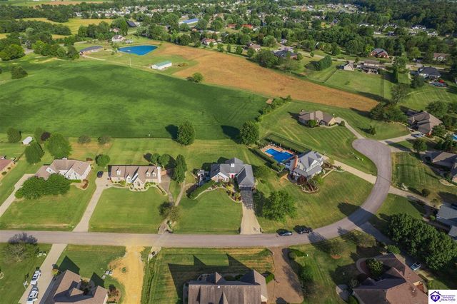 14 Fairway Drive, Elizabethtown, KY 42701