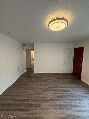 11912 Holborn Avenue, Cleveland, OH 44105