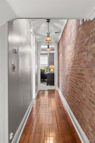 1911 Hickory Street, St Louis, MO 63104