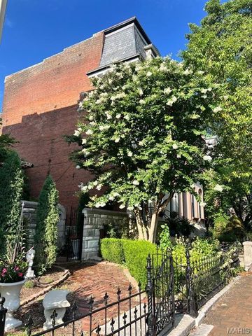 1911 Hickory Street, St Louis, MO 63104