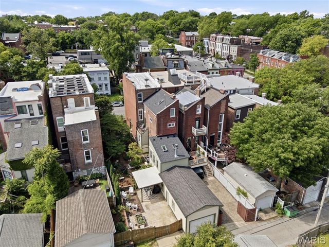 1911 Hickory Street, St Louis, MO 63104