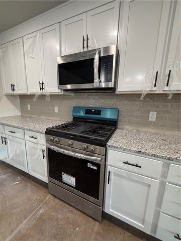 76 W Watson Lane, Farmington, AR 72730