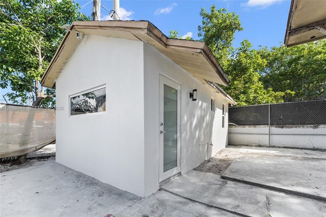 129 SW 9th Avenue 3, Miami, FL 33130