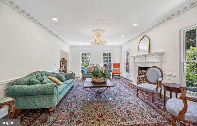 10900 TARA RD, Rockville, MD 20854