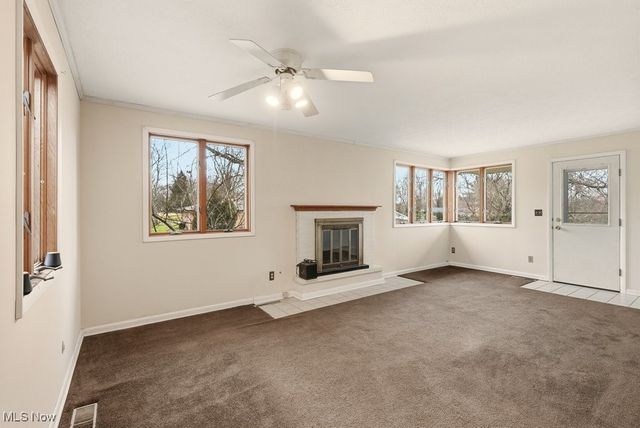 211 Mckinney Boulevard, Kent, OH 44240