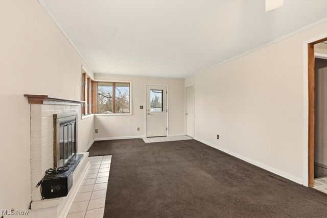 211 Mckinney Boulevard, Kent, OH 44240