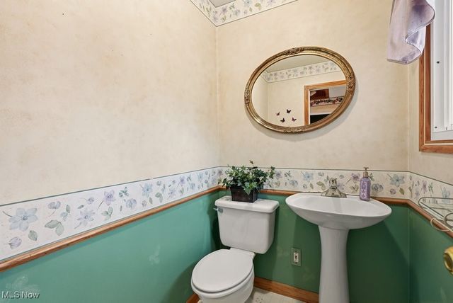 211 Mckinney Boulevard, Kent, OH 44240