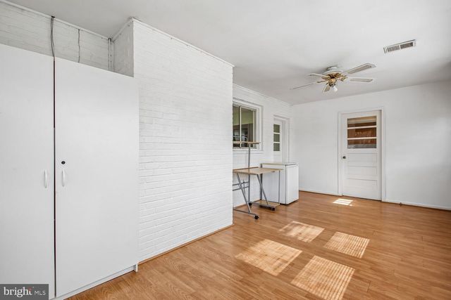 3610 PARKLANE RD, Fairfax, VA 22030