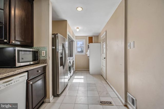 3610 PARKLANE RD, Fairfax, VA 22030