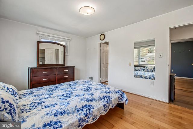 3610 PARKLANE RD, Fairfax, VA 22030