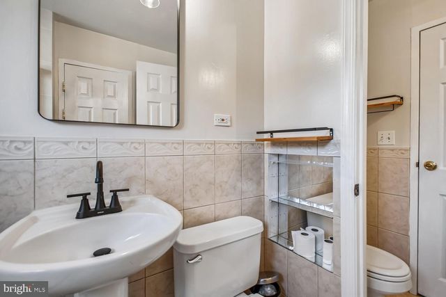 3610 PARKLANE RD, Fairfax, VA 22030