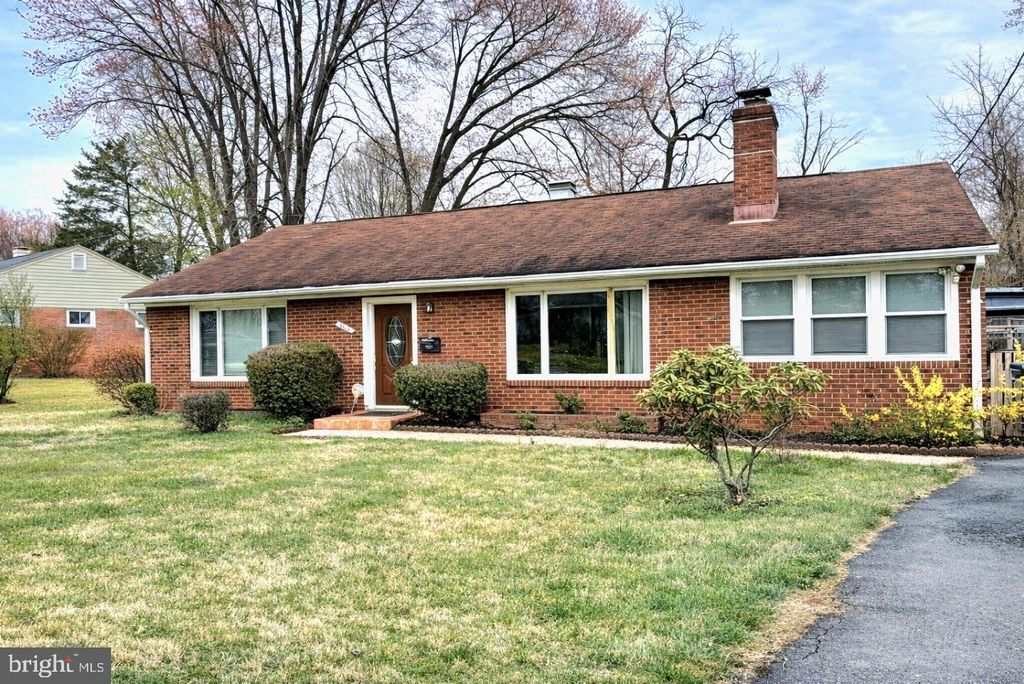 3610 PARKLANE RD, Fairfax, VA 22030