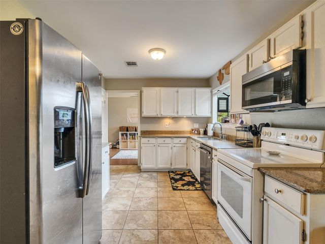 2605 Sawyer Drive, Seabrook, TX 77586